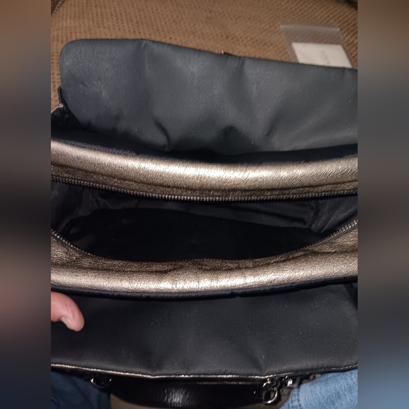 Loewe small amazona leather bag with special lock n key - Picture 7 of 9